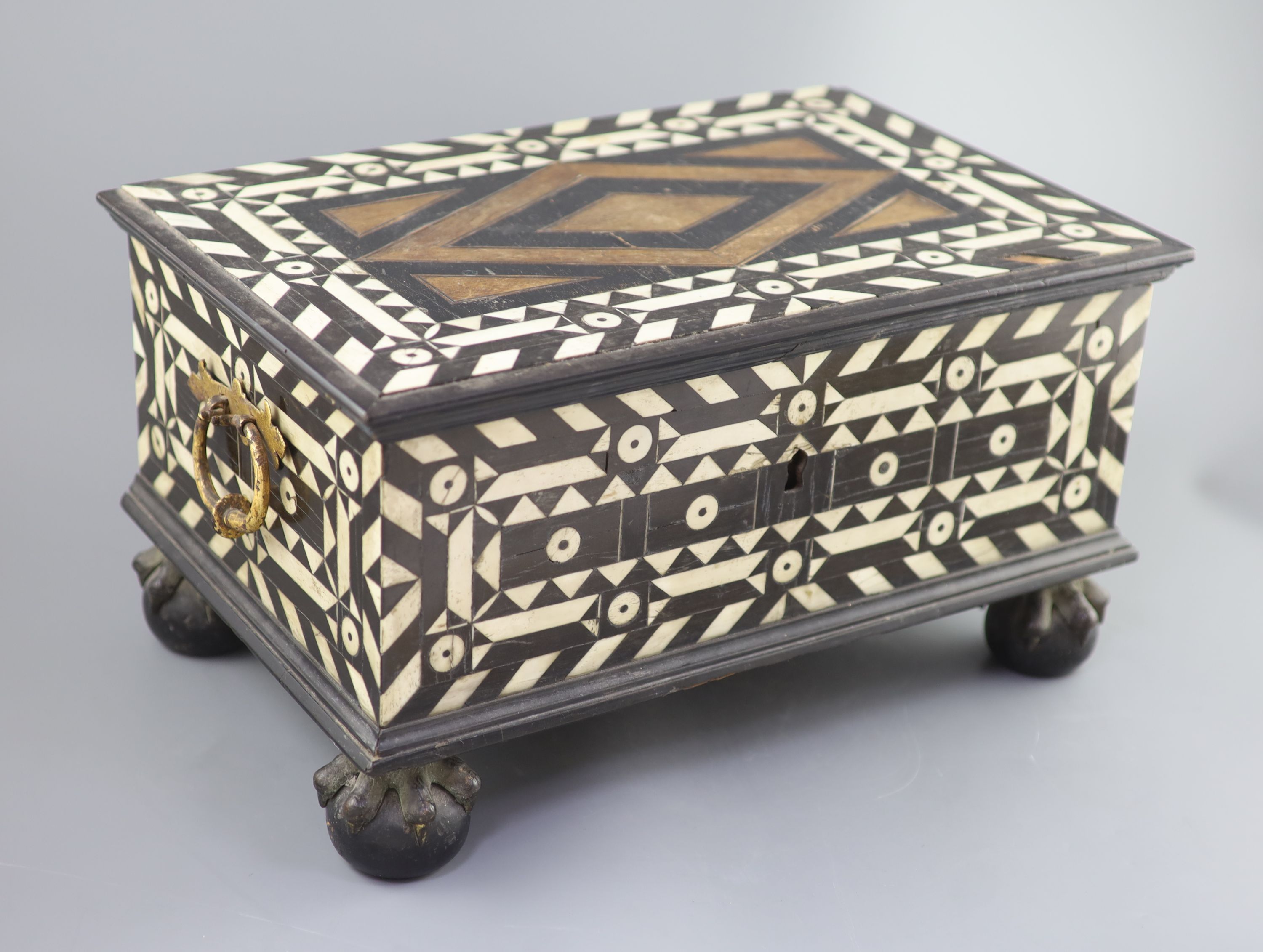 An early 18th century Dutch Colonial casket, 45 x 29cm, 24cm high.